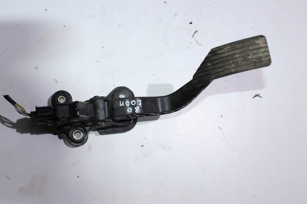 фото №1, Peugeot 4007 08 2.2 hdi потенциометр газа mn101543