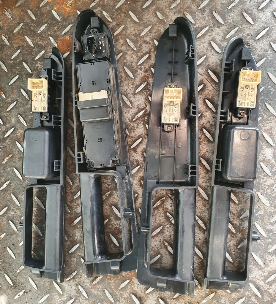 фото №2, Панель окон i зеркал kia rio i lift