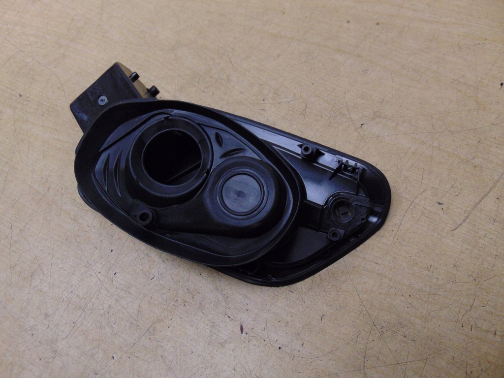 фото №7, Кришка заливної пального кронштейн audi a1 82a809906