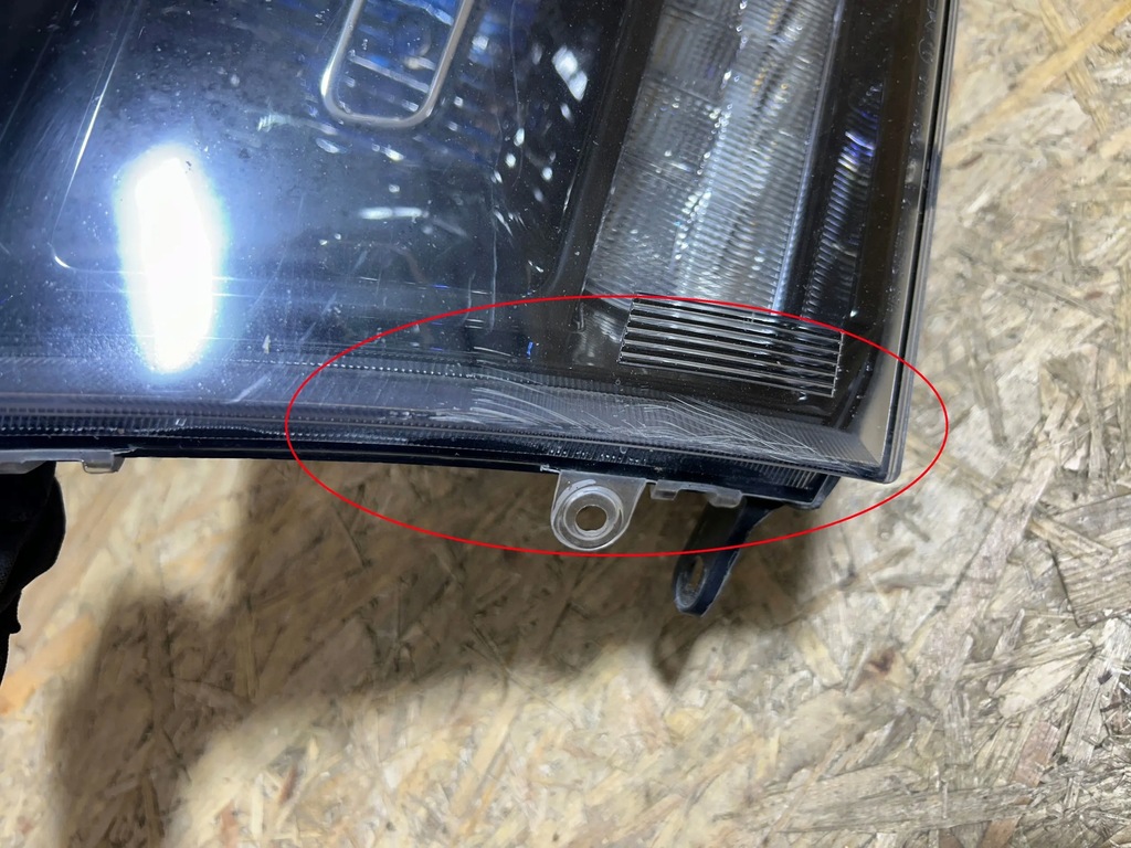 фото №7, Dodge van ram 2017 лампы передние