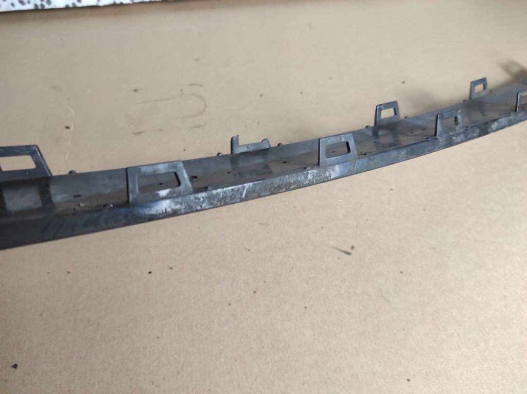 фото №7, Решётка средняя бампера задняя audi a6 c6 s-line 4f0807833