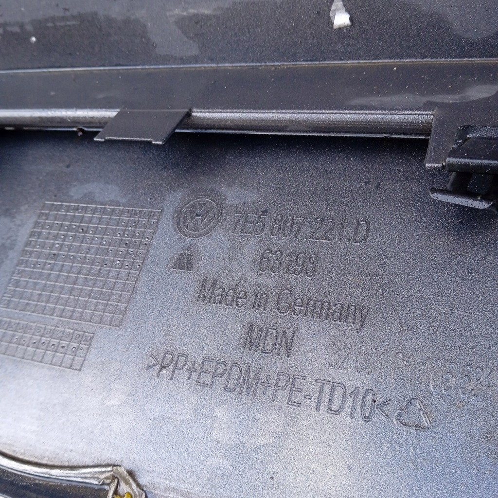 фото №12, Бампер перед передний vw t6 multivan 2015-