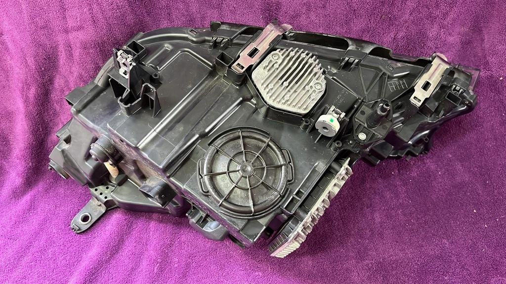 фото №8, Лампа bmw 7 g11 g12 full led usa комплектна з підсвічуванням права