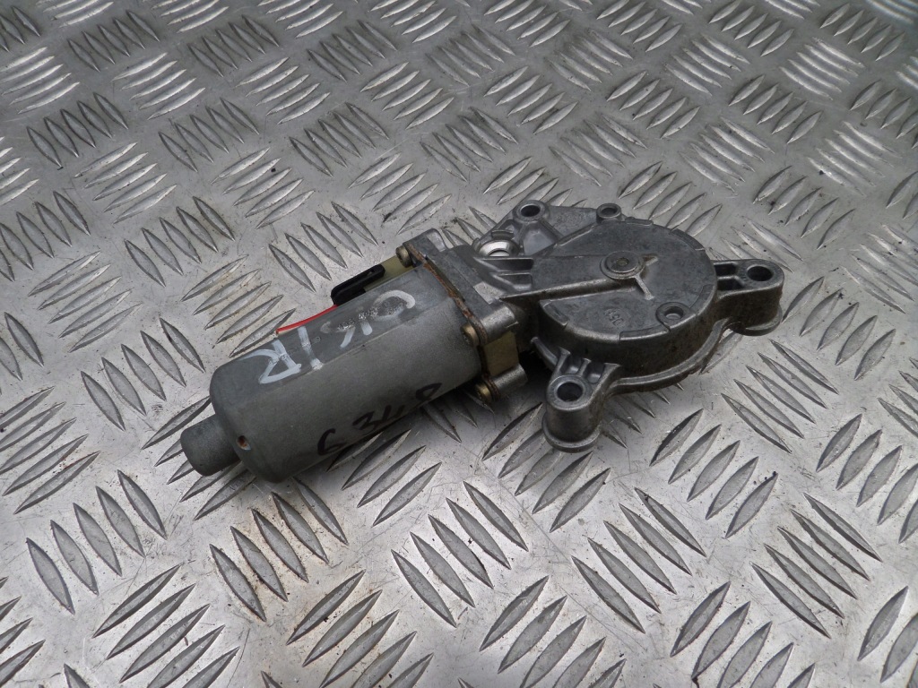 фото №1, Volvo 850 моторчик скло двері права сторона