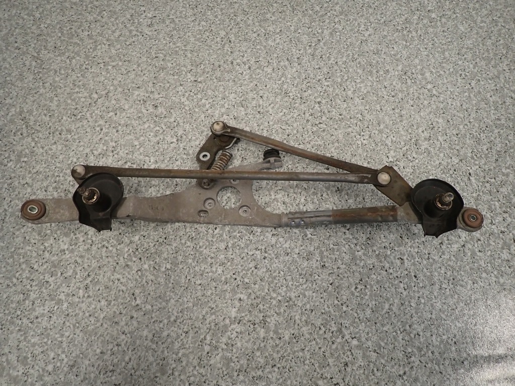 фото №1, Toyota auris 06- механізм двірник перед