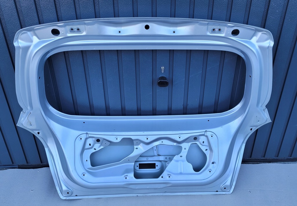 фото №9, Кришка багажника багажника задня задня suzuki celerio