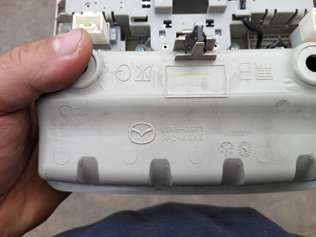 фото №4, Mazda 6 gj лампа потолочный