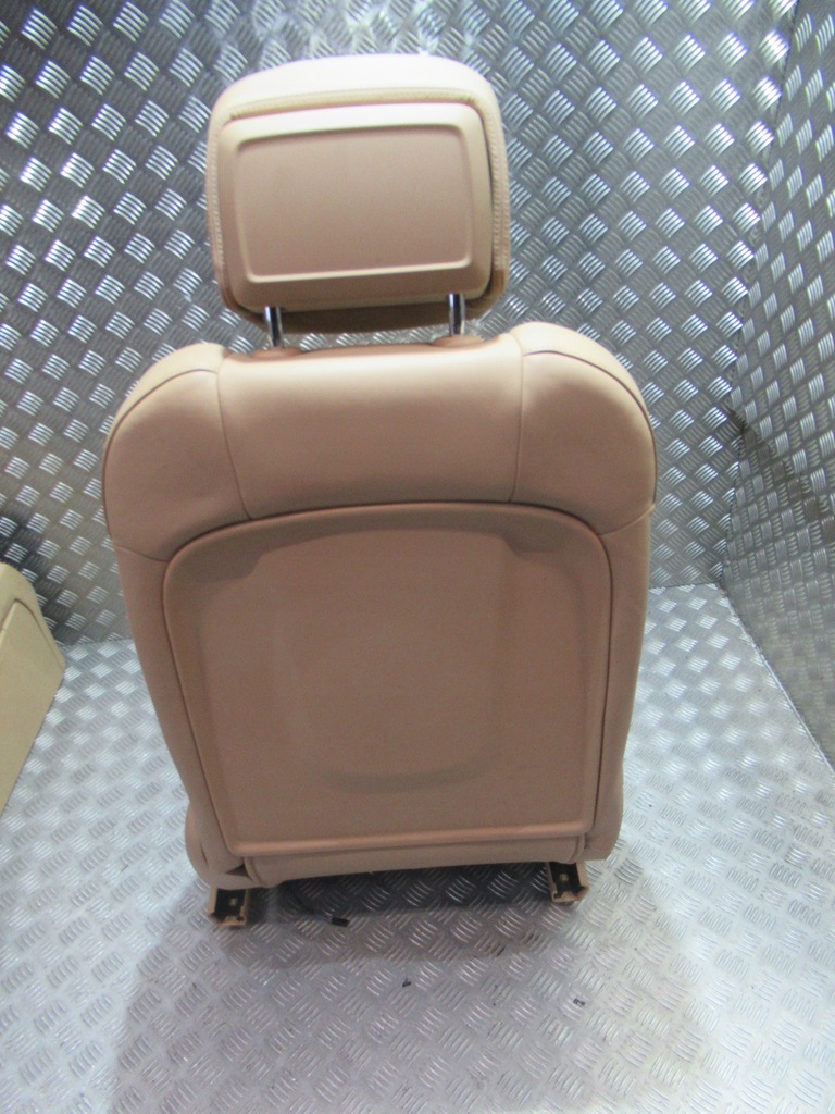 фото №7, Porsche macan 95b обивка сиденья обшивки салон заднее сиденье m242