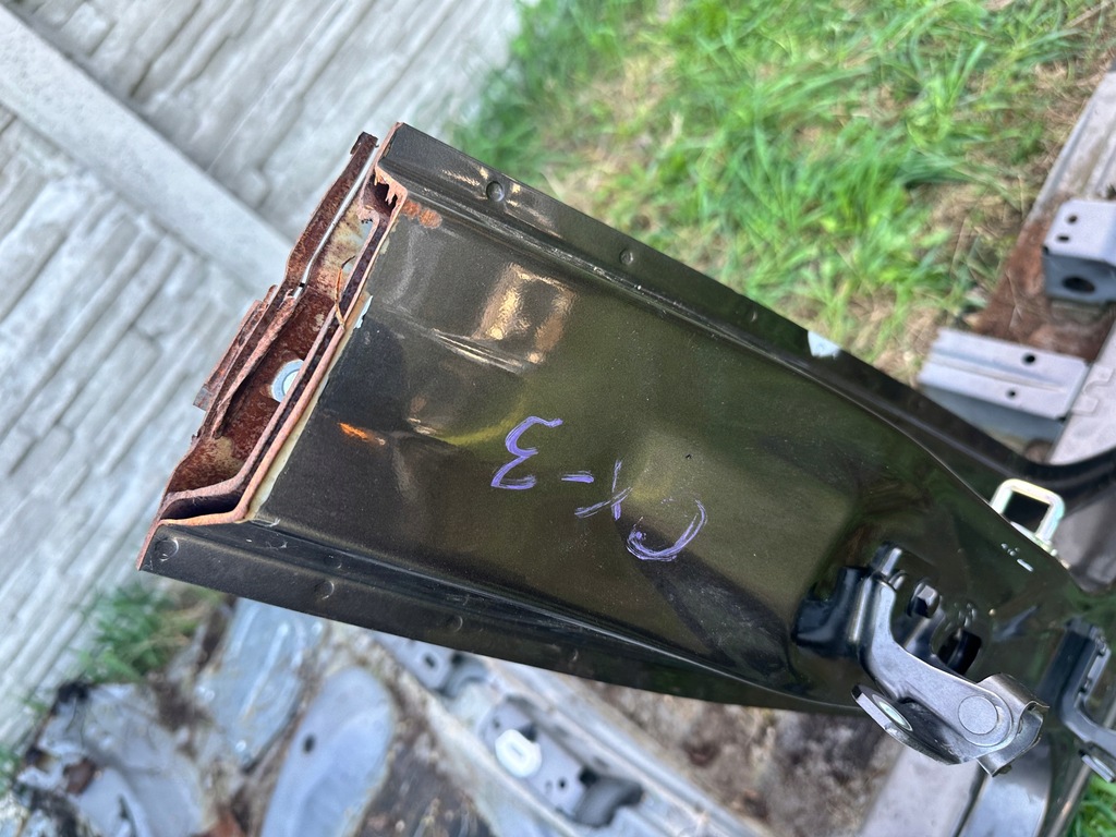 фото №8, Cx-3 крыло правый задний порог длинный