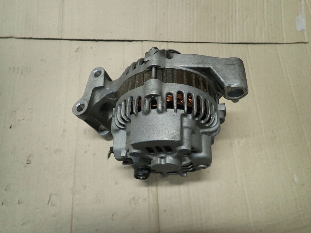 Mazda2 mazda 2 бензин 03-07 генератор Доставка