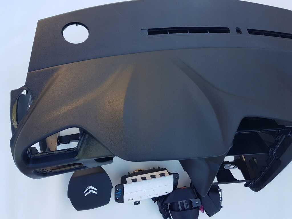 фото №8, Консоль приборная панель приборная панель citroen c4 2 подушка безопасности 2 ремни