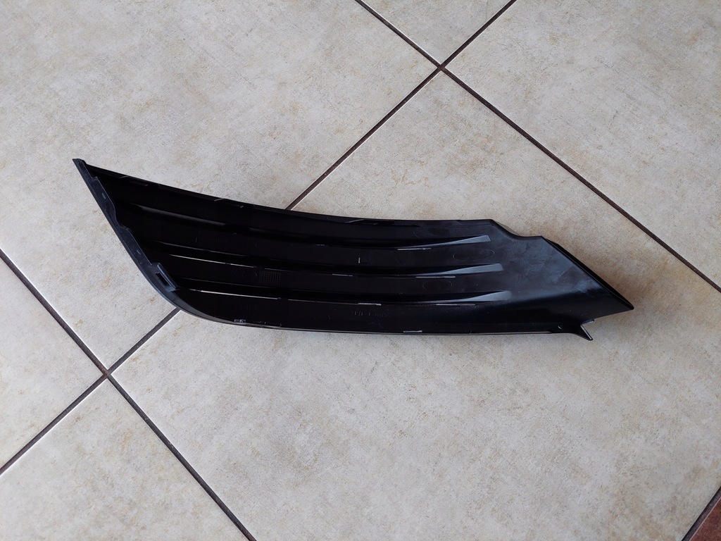 фото №10, Решётка бампера - перед - renault megane iv - 2016