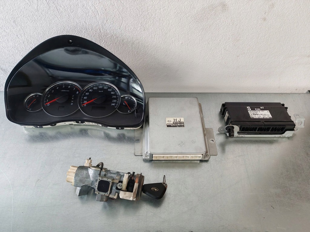 фото №1, Subaru legacy бортовий комп'ютер блок керування ecu+immo 22611an630