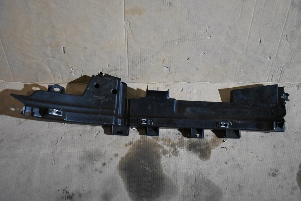 фото №1, Направляющая порог правый mercedes w166 1