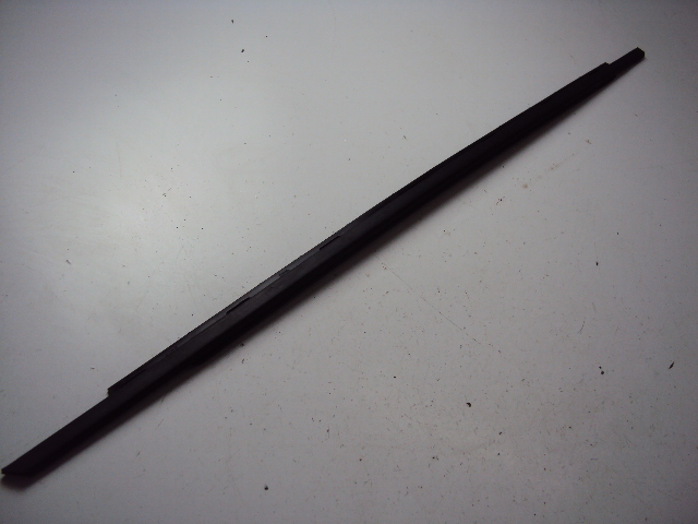 фото №1, Молдинг ущільнювач правий перед citroen c4 grand