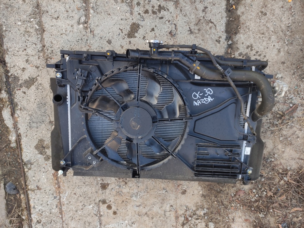 Купити Mazda cx-30 радіатор вентилятор