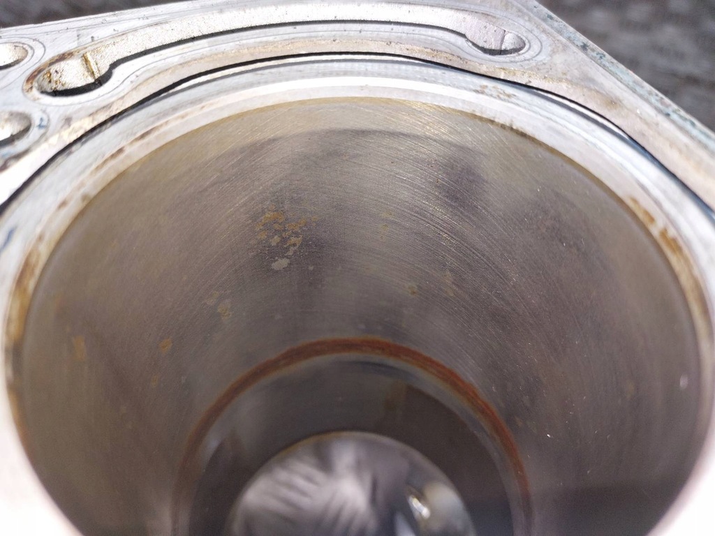 фото №9, Блок двигателя volkswagen golf v 1.4 fsi bkg 03c103019g