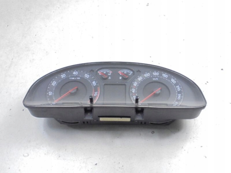 фото №8, Skoda superb i 3u4 счетчик приборы 1.8b 3u0920810c