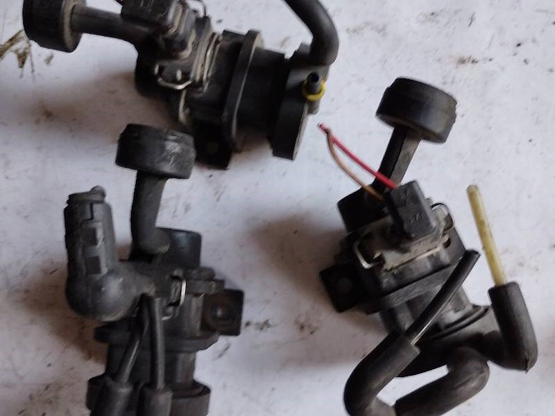 фото №9, Клапан вакууму тиску 4522371 opel zafira