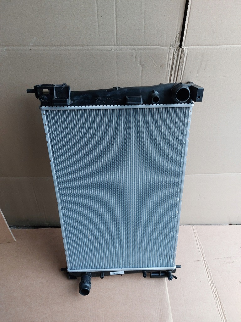 Радіатор води opel corsa d 1.3cdti оригінал Оригінал