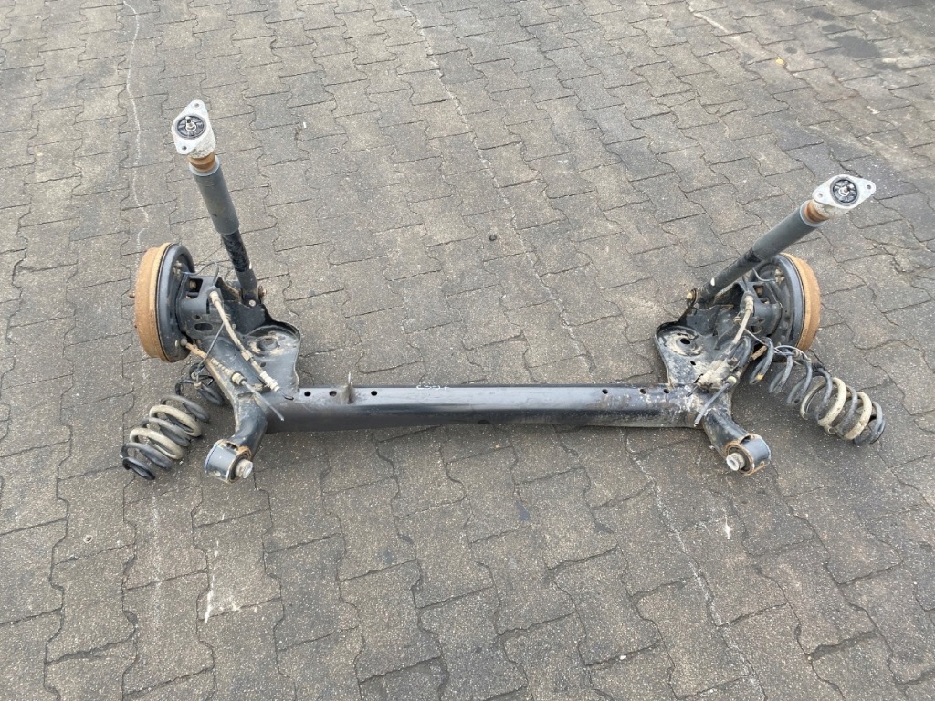 фото №1, Балка задня задня ford transit courier b460 1.5 tdci 75km комплектна