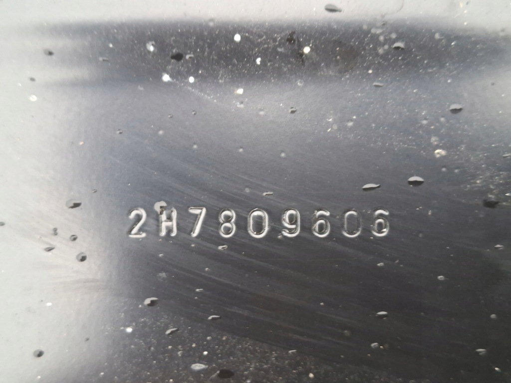 фото №9, Vw amarok правый порог блок двигателя обшивка правое 2h7809606