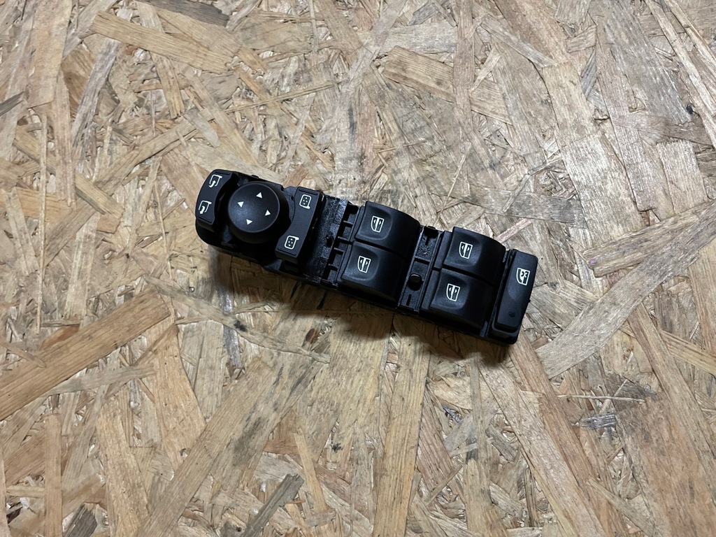 фото №1, Панель управление переключатель окон зеркал renault grand scenic iii 3