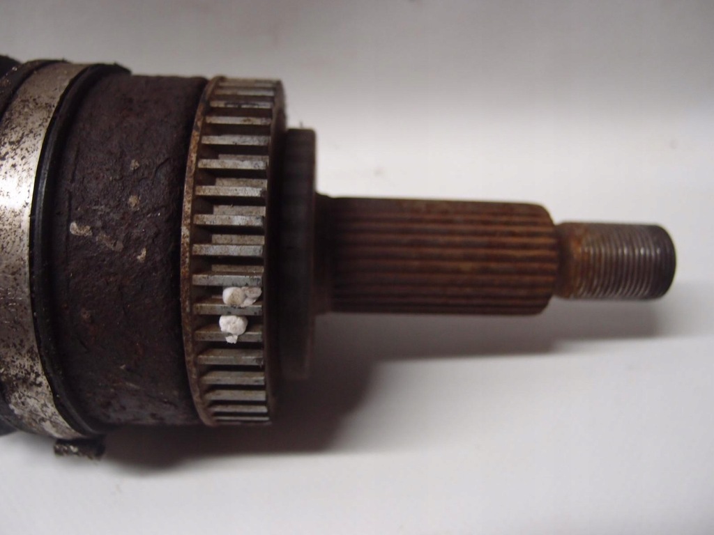 фото №4, Приводной вал левая hyundai ix35 2.0 rdi 11r