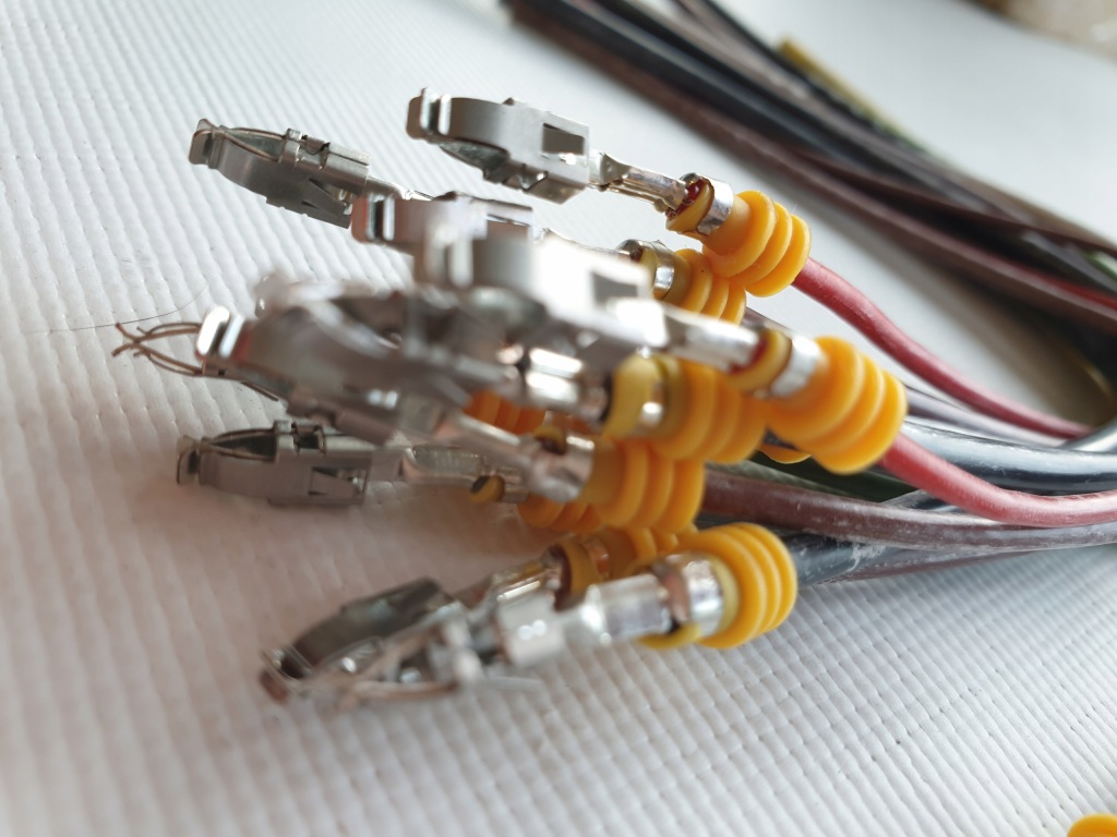 фото №4, Колодка штекер резистора вентилятор renault trafic opel vivaro nissan interst