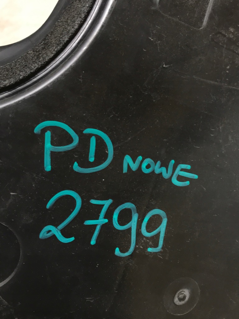 Tesla model x защита дверь левых перед с Разборки