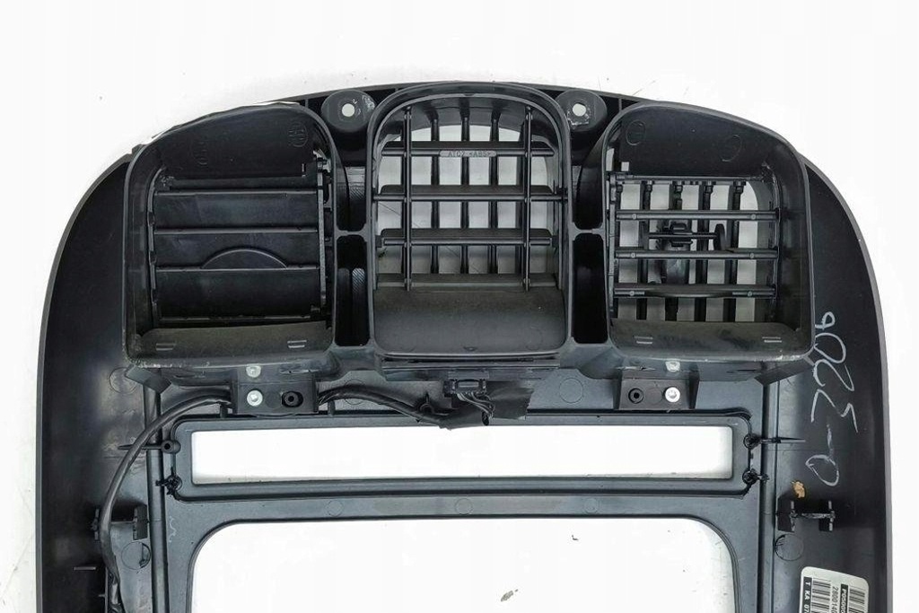 фото №8, Впуск воздуха консоли chrysler voyager iv rg, rs p05005250ad 2.8l дизель