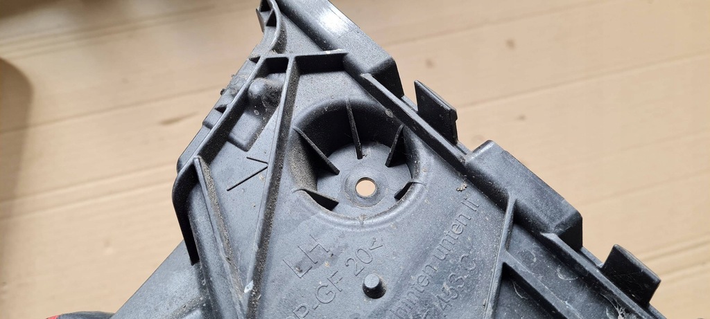 фото №9, Rs5 8w lift кронштейн кронштейн направляющая бампера левый задняя 8w6807453c