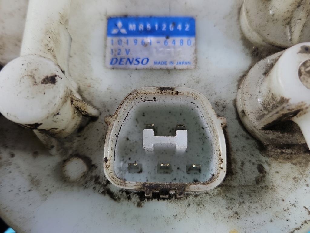 фото №6, Помпа насос пального mitsubishi pajero pinin 1.8 16v mr512042 5 pin