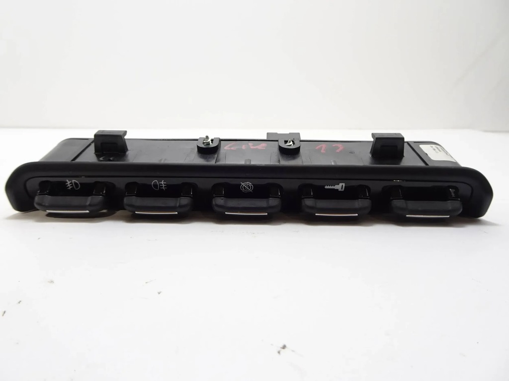 фото №1, Панель света противотуманных alfa romeo giulietta