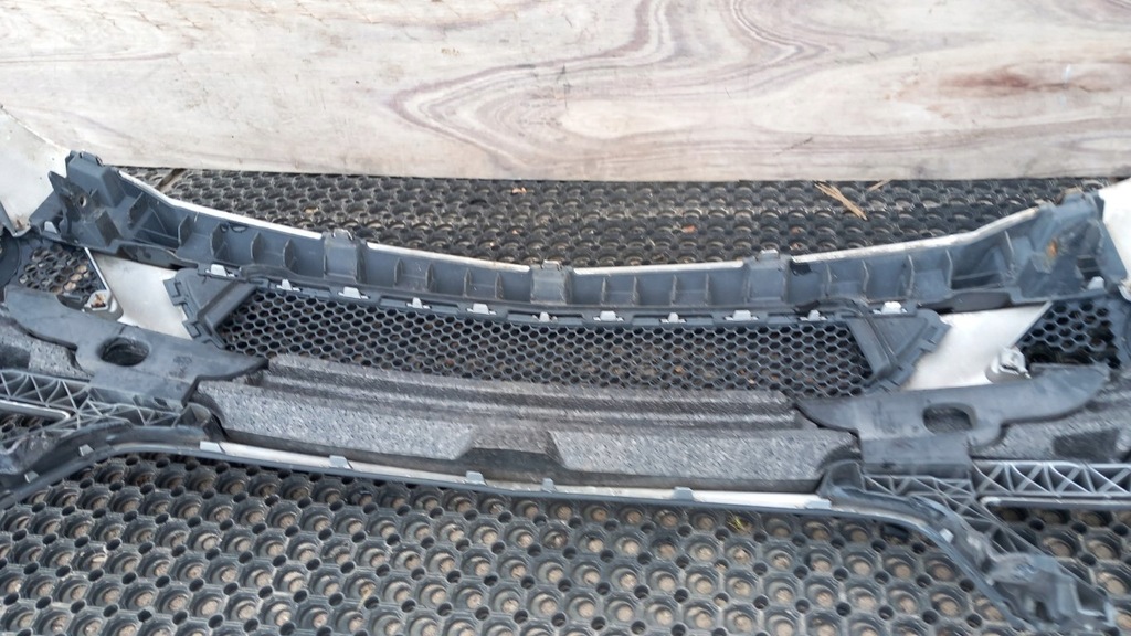 фото №10, Mercedes clc w204 coupe бампер перед c755 противотуманная фара