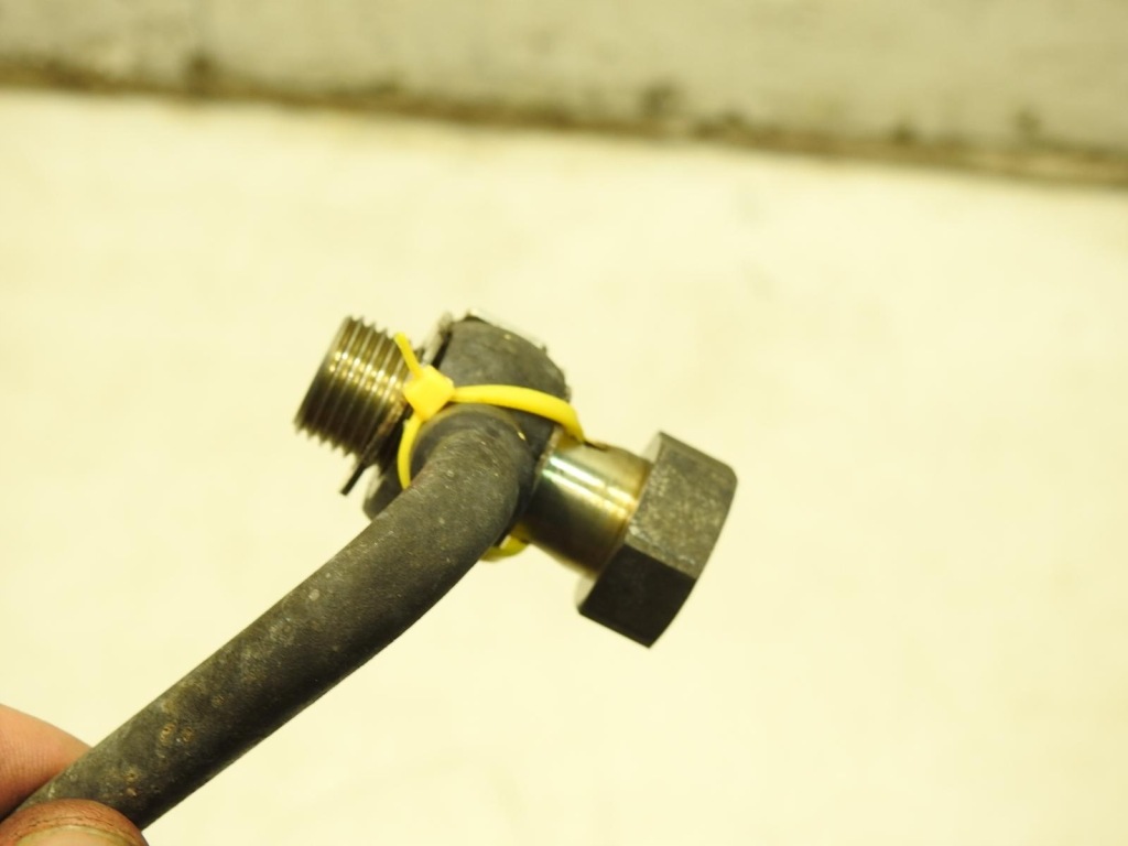 фото №3, Шланг оливи lexus is250 ii