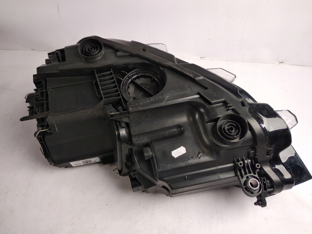 фото №10, Vw golf sportsvan lift лампа правая перед led