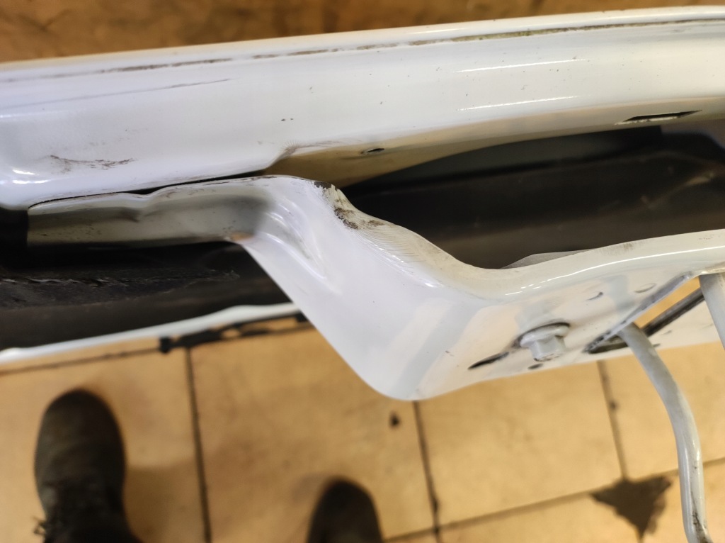 Капот courier mk2 2 2 в Україні