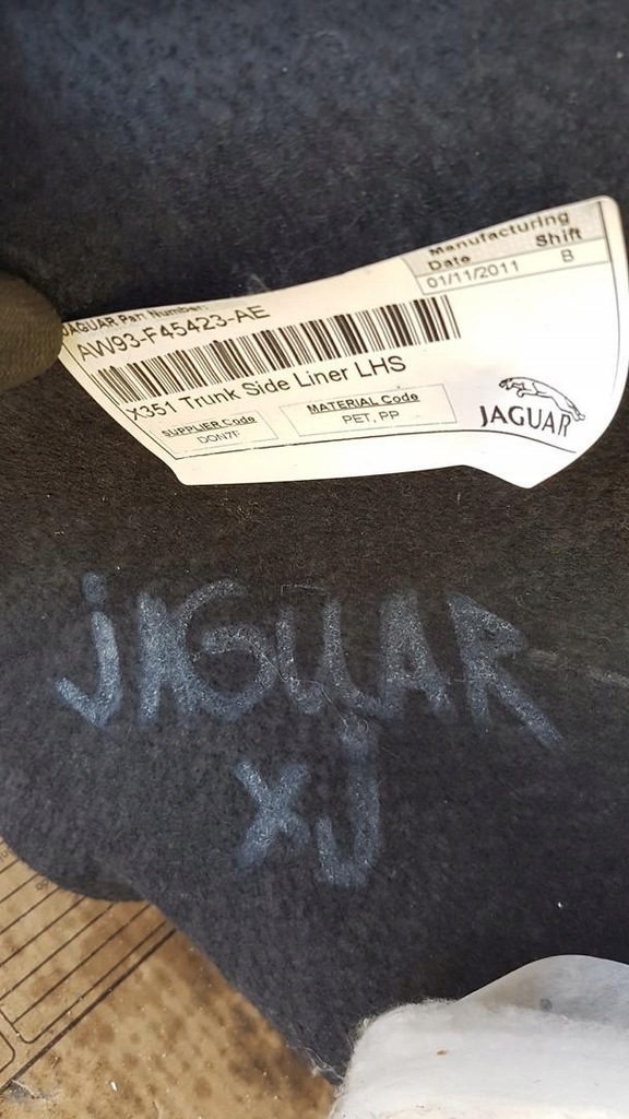фото №7, Левый обшивка багажника jaguar xj aw93-f45423-ae
