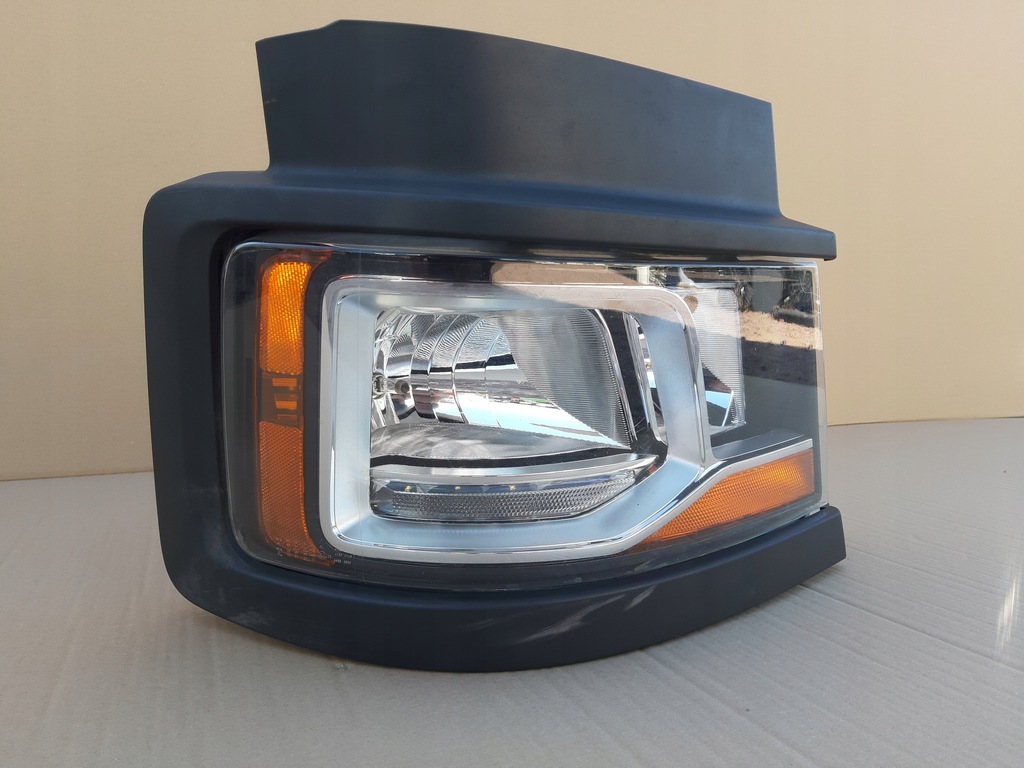 фото №4, Scania r s фара правый лампа h7 кронштейн рамка