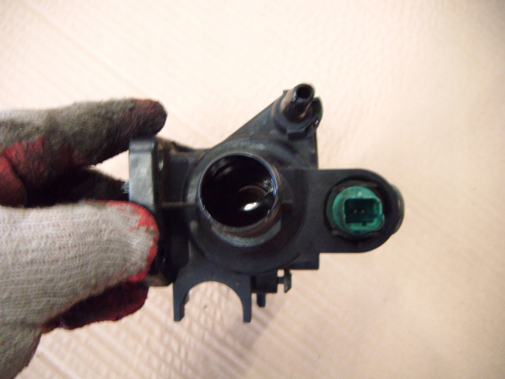 фото №6, Mazda 2 ii 02-07 1.4tdci корпус термостата