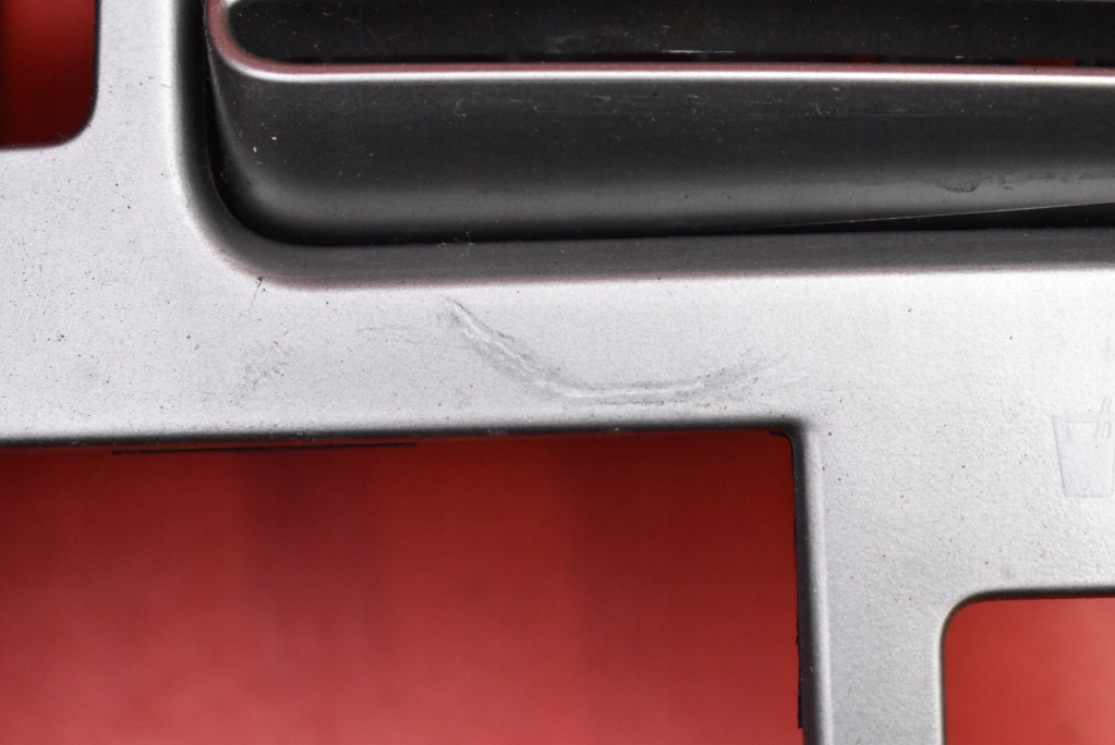 фото №6, Решётка обдув средняя рамка радио subaru forester 2 ii 02-05