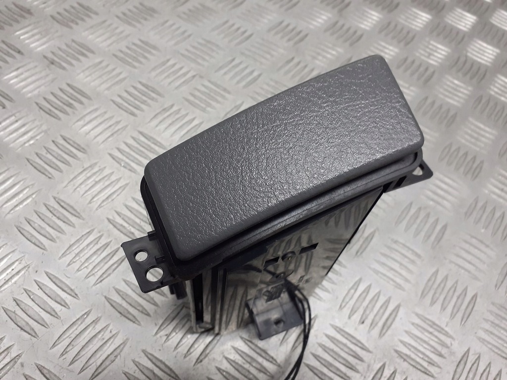 фото №1, Попільничка kia carens ii