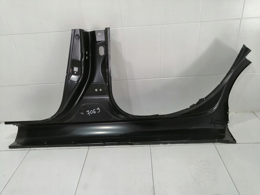 фото №4, Поріг правий задня nissan note ii e12