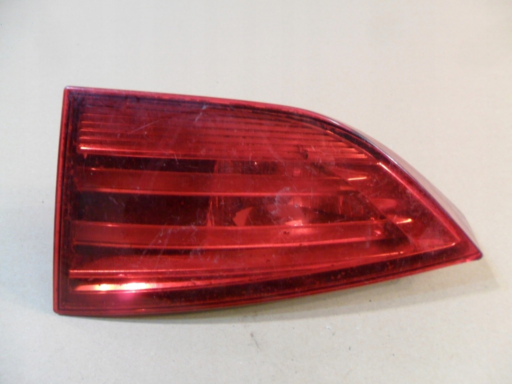 фото №1, Bmw x1 e84 лампа правая крышка багажника