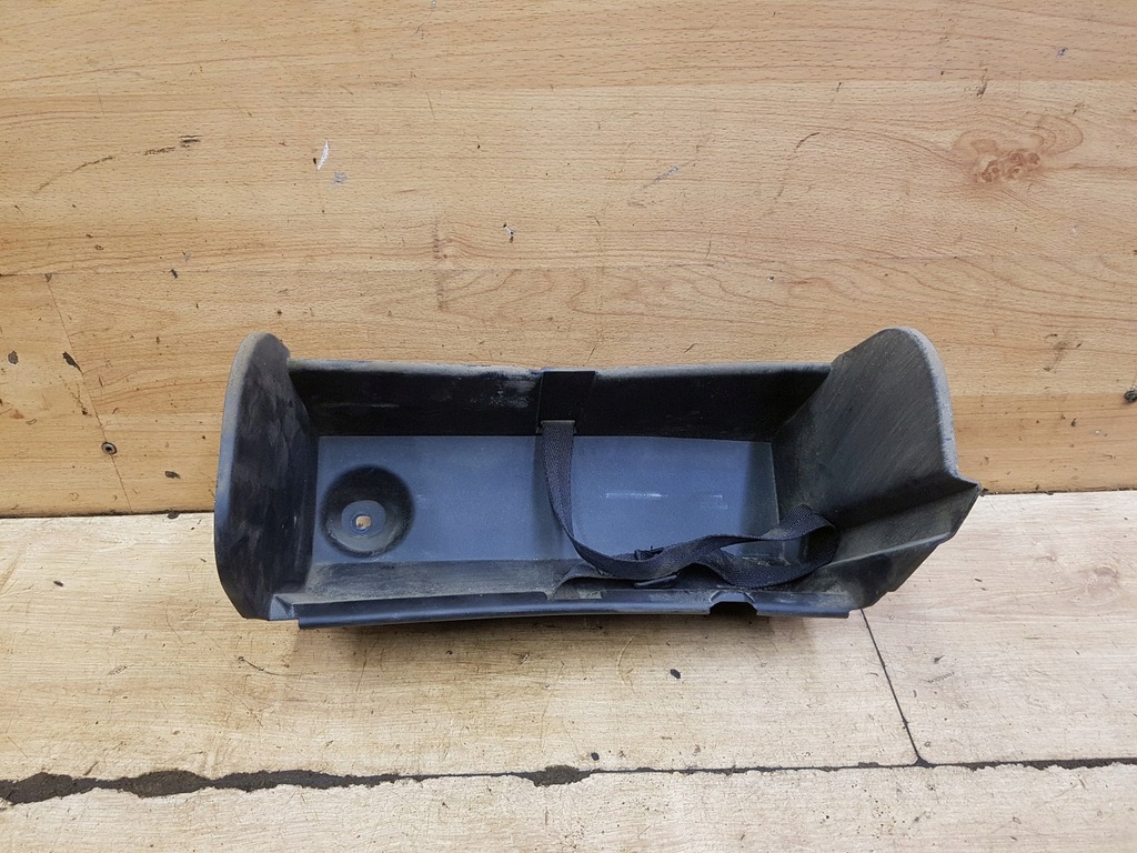 фото №1, Бардачок багажника задняя toyota rav4 i