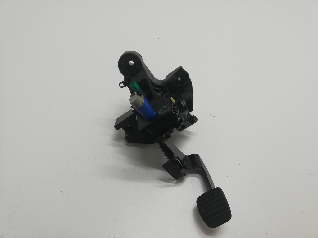 фото №1, Педаль зчеплення trafic iii vivaro b 14-