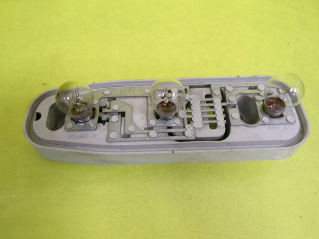 фото №1, Вкладыш лампы левый задняя renault twingo nr297