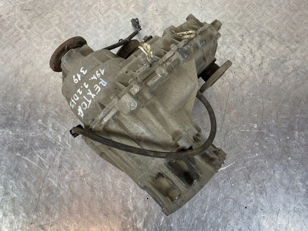 2017 ssangyong rexton коробка передач приборная 3200008031 в Украине