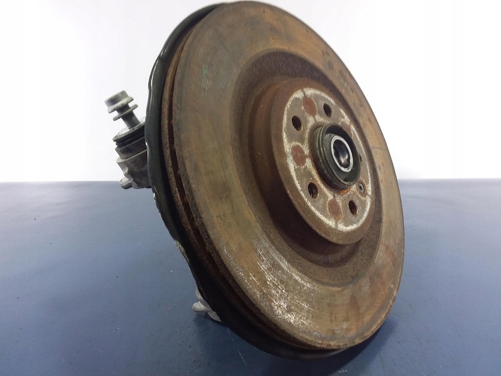 фото №4, Audi a8 d4 4h 4.2 tdi поворотный кулак правая задняя ступица